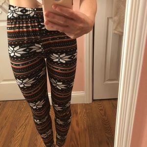 Tribal print leggings